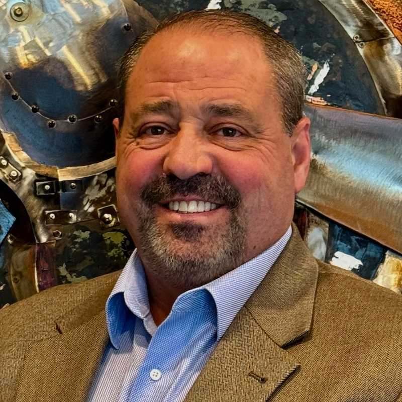 Chad Isbell's headshot